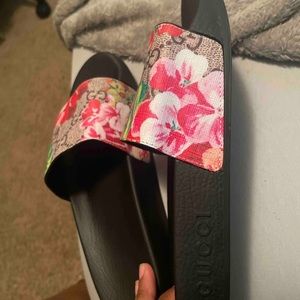 Designer slides for women with floral design